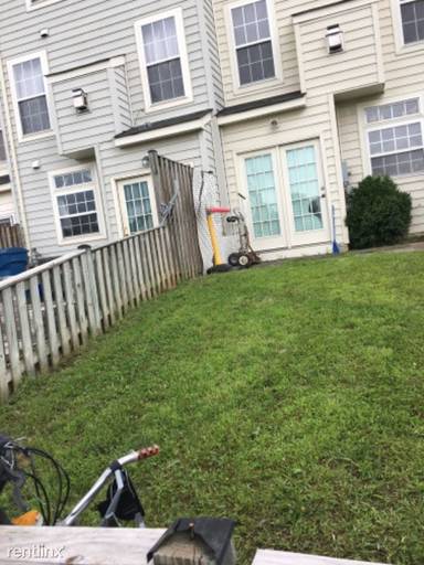 Main picture of 20951 Colecroft Sq