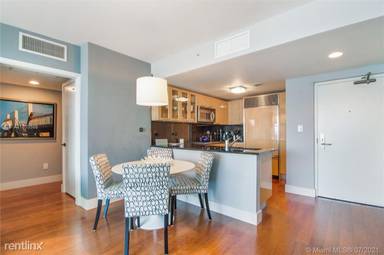 Main picture of Carillon Condo Miami Beach