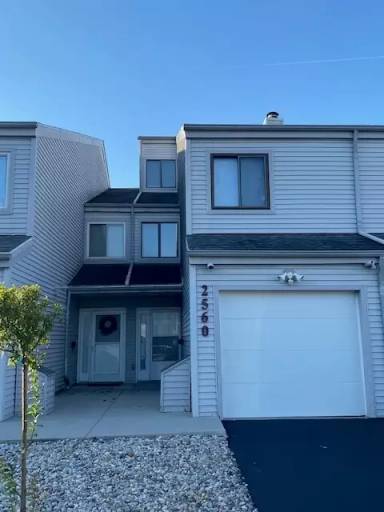 Main picture of 2548 W Village Dr