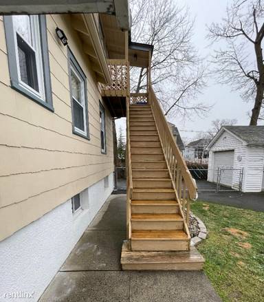 Main picture of 46 Maitland Ave