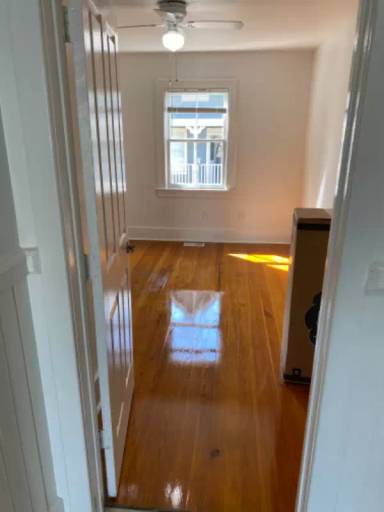 Main picture of 510 E Hall Ln