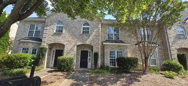 Main picture of 2463 Autumn Mist Dr