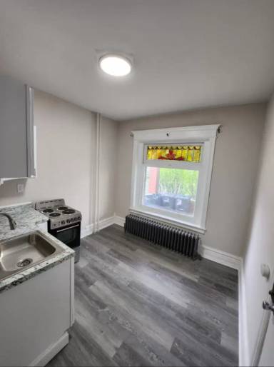 Main picture of 1413 W Union St