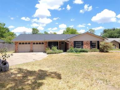 Main picture of 1801 Medina Dr