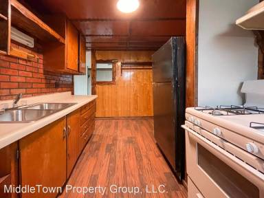 Main picture of 2101 N Macedonia Ave