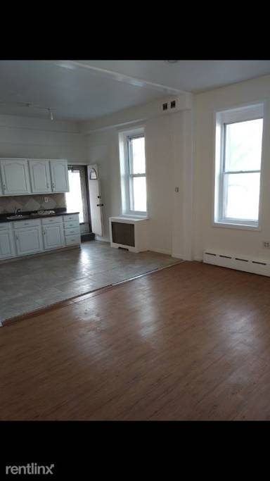 Main picture of 2024 E Lehigh Ave