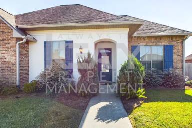 Main picture of 139 Bentwater Dr