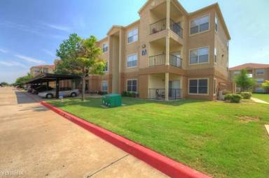 Main picture of Landmark At Courtyard Villas