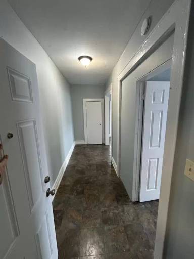 Main picture of 402 Hawthorne Ave