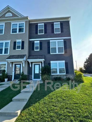 Main picture of 1853 Sag Harbor Ln