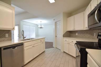 Main picture of 4613 Danbury Dr