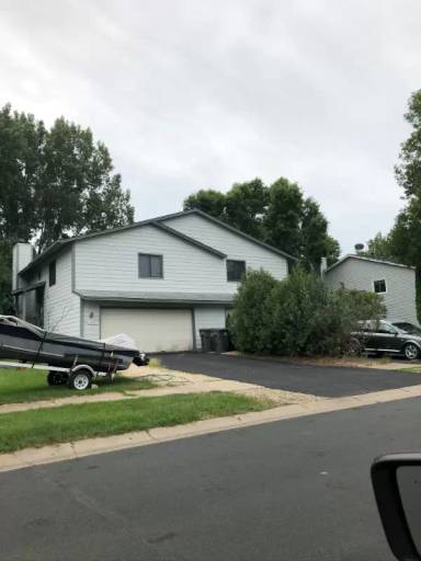 Main picture of 15477 Lesley Ln