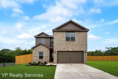 Main picture of 318 Golden Sands Ln