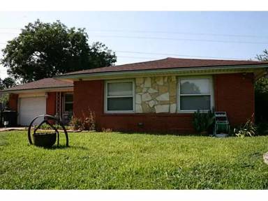 Main picture of 438 W Phillips Ct