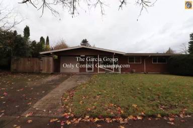 Main picture of 2515 NE 134th Pl