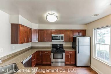 Main picture of 43 Ashley Ct