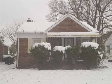 Main picture of 18287 Gilchrist St