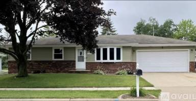 Main picture of 1285 Green Acres Ln