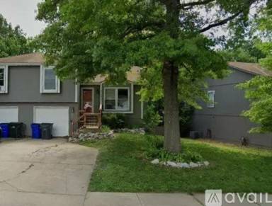 Main picture of 1371 N Ridge Pkwy