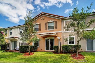 Main picture of 145 Emerald Creek Ter
