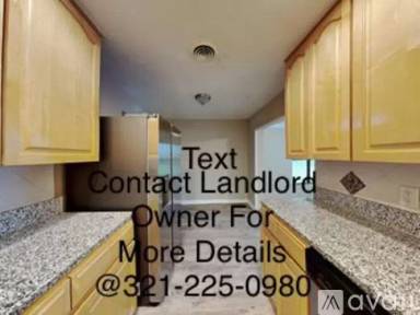 Main picture of 5206 Tangerine Ave