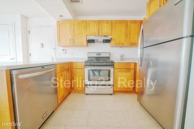 Main picture of 2552 Crescent St