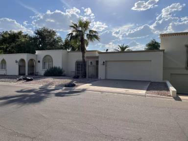 Main picture of 4214 N 69th Pl