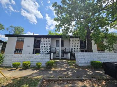 Main picture of 3701 Wesley Dr