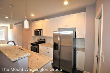 Main picture of 103 N Streeper St
