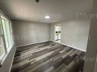 Main picture of 4248 S Englewood St