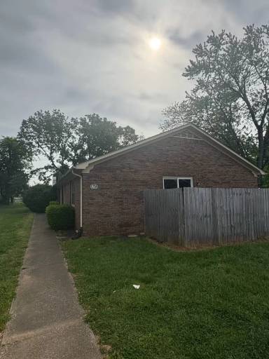 Main picture of 1756 Patrick Way