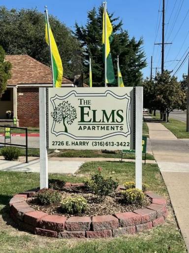 Main picture of 2732 E Harry St