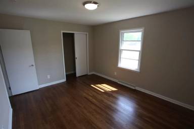 Main picture of 344 S Dean Rd