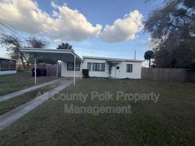 Main picture of 2700 Homer Cir