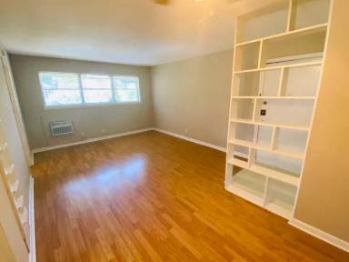 Main picture of 3619 Garrott St