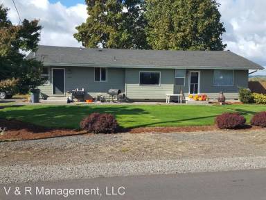 Main picture of 9531 70th Ave SE