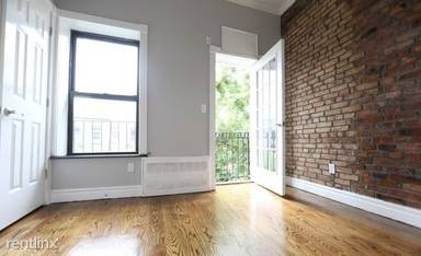 Main picture of 521 E 5th St