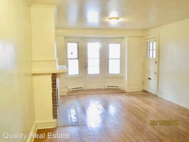 Main picture of 1301 W Ruscomb St