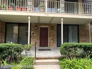 Main picture of 3101 Patrick Henry Dr