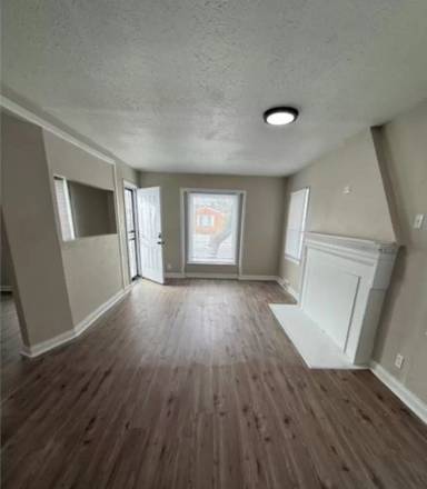 Main picture of 17184 Westbrook St