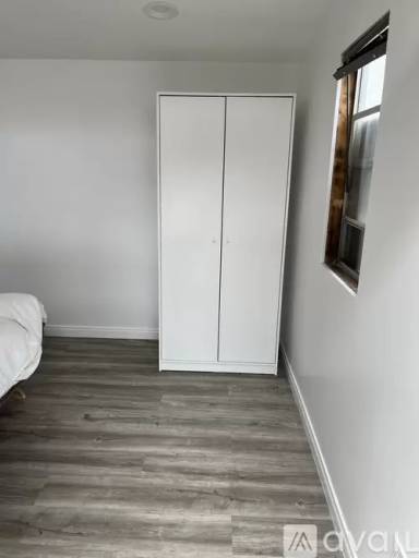 Main picture of 1431 Park Ave