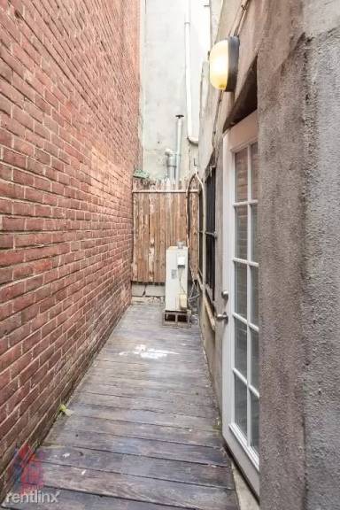 Main picture of 229 1st Ave