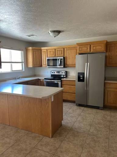 Main picture of 717 Hafen Ln