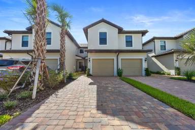 Main picture of 5682 Mayflower Way