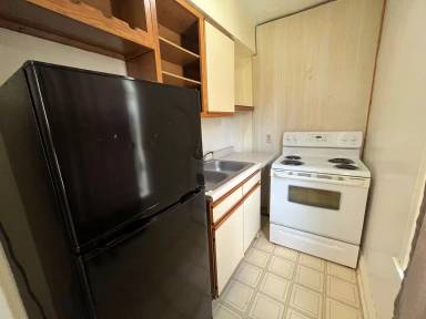 Main picture of 319 1st St NW