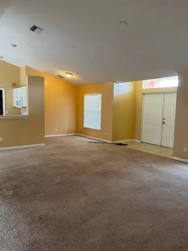 Main picture of 1031 NE 7th Pl