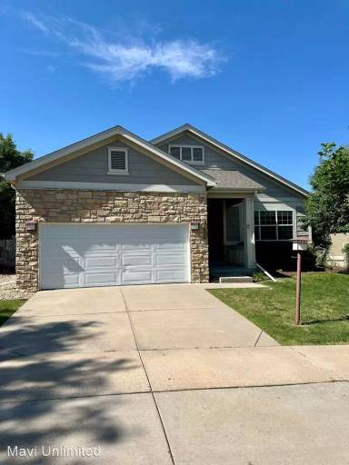 Main picture of 23587 E Clifton Pl
