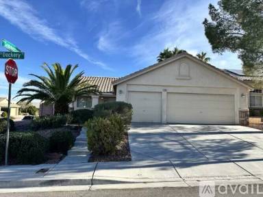 Main picture of 678 Dockery Pl