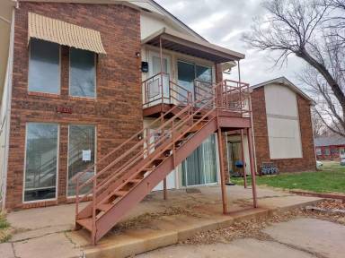 Main picture of 1646 S Fern St