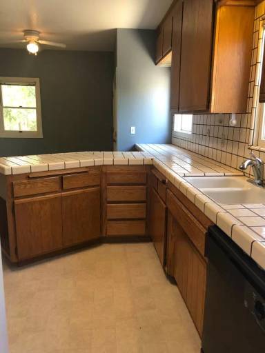 Main picture of 608 46th St